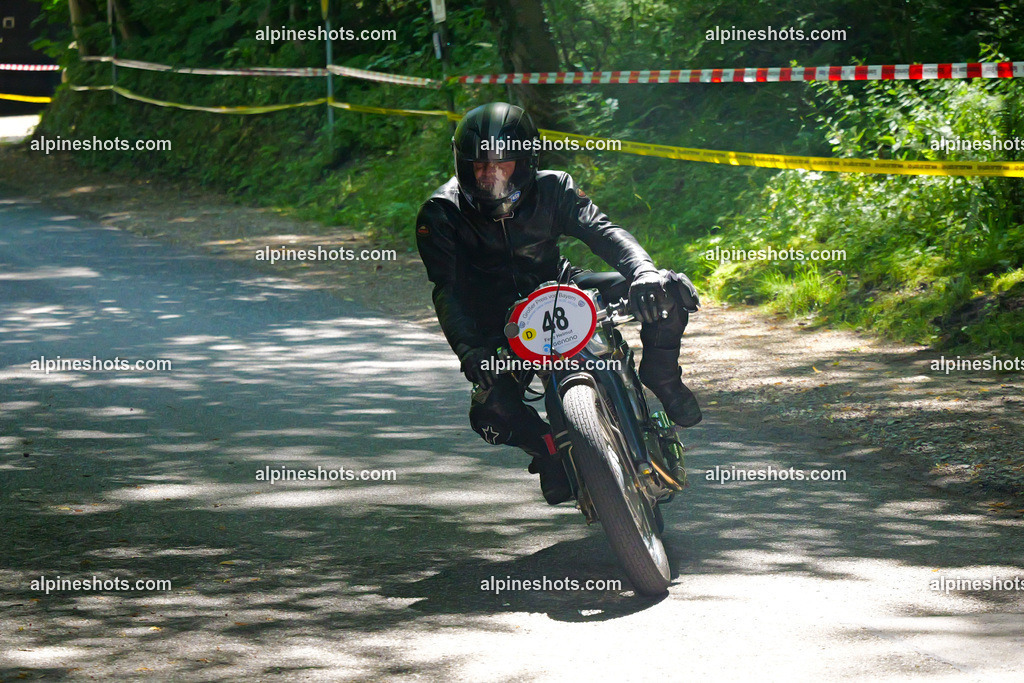 P1036688 | Erleben Sie atemberaubende, hochqualitative Fotos Ihrer Fahrt entlang der malerischen Alpenstraßen. Besuchen Sie alpineshots.com, um professionelle Aufnahmen Ihrer unvergesslichen Reise zu finden und zu kaufen - Realisiert mit Pictrs.com