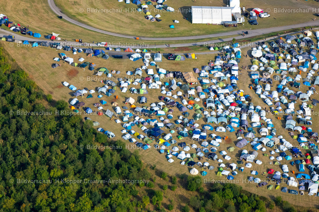 Luftbild Neukirchen-Vluyn-5414 | Musik- Konzert " Dong Open Air " auf der Freilichtbühne in Neukirchen-Vluyn im Bundesland Nordrhein-Westfalen, Deutschland - Realisiert mit Pictrs.com