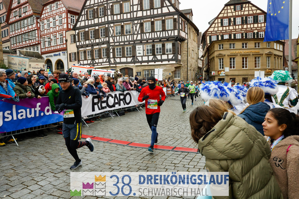 10km VR Bank Hauptlauf | 3 Koenigslauf 2024 10km VR Bank Hauptlauf - Realisiert mit Pictrs.com