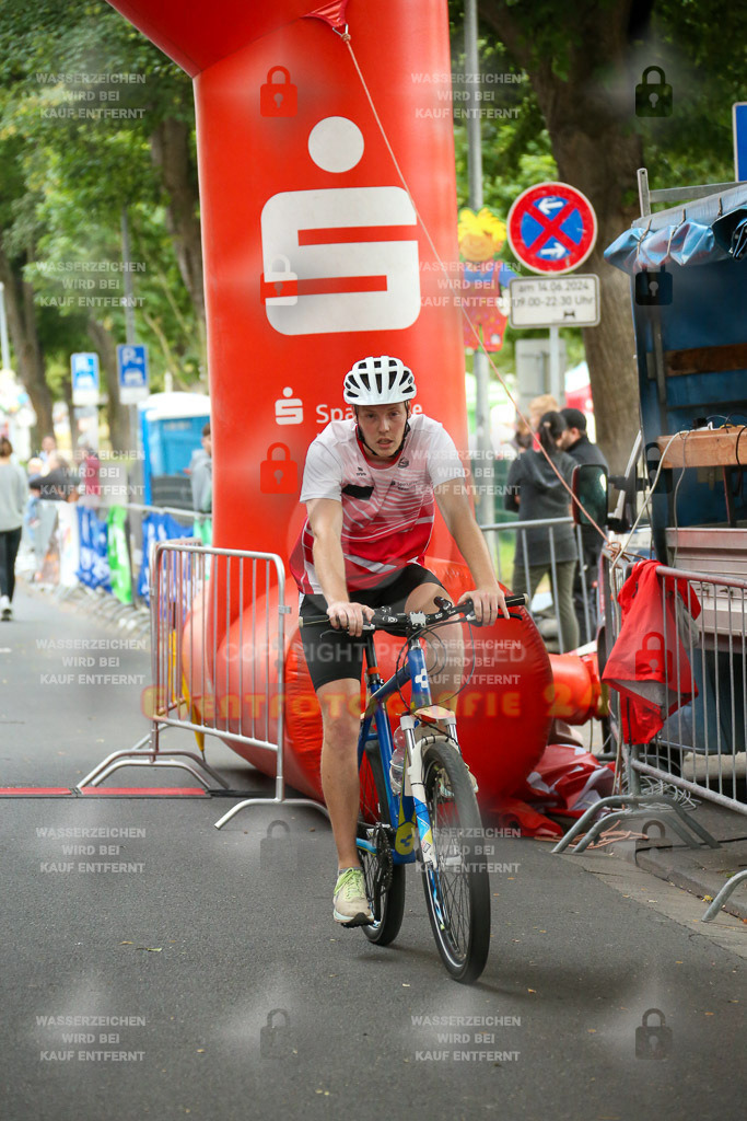 240614_1951_EX1_6022 | Sportfotografie im Rhein-Sieg Kreis, Köln, Bonn, NRW, Rheinland Pfalz, Hessen, etc. Unser Tätigkeitsfeld umfasst den Laufsport vom Volkslauf über den Marathon, Duathlon, Triathon bis zum Ultralauf wie Kölnpfad Ultra oder Schindertrail.