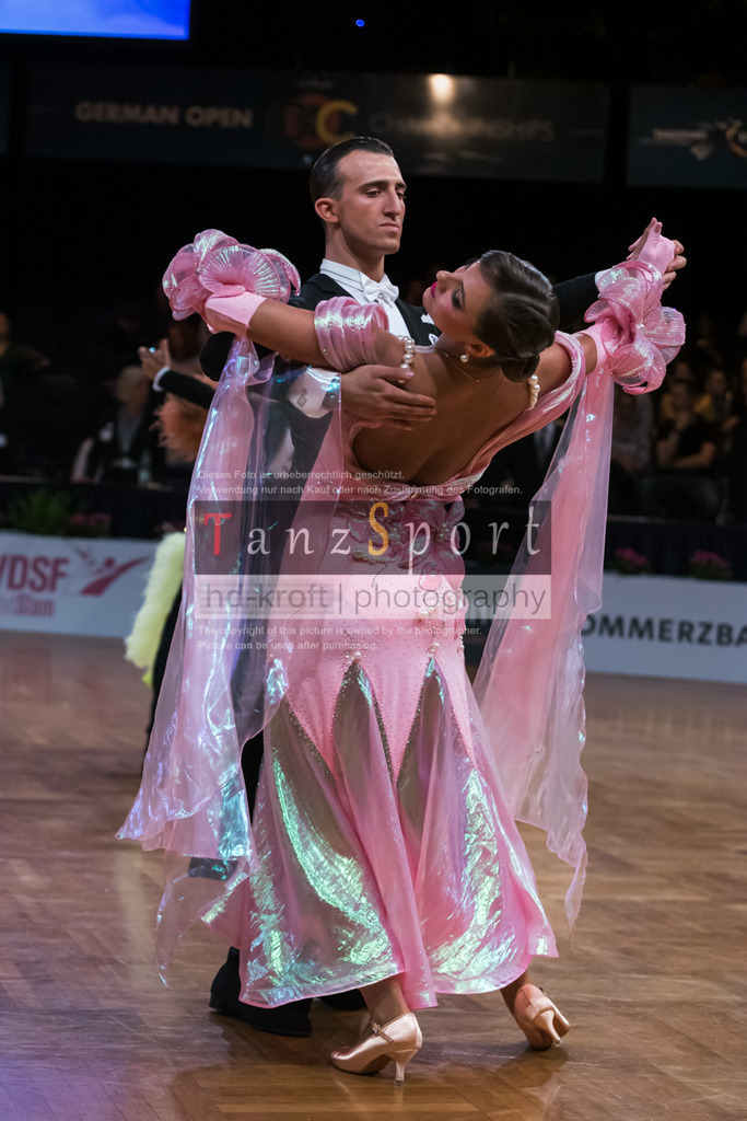20250822_WDSF-GS-STD_R2_5229 | Tanzsportbilder, Standardtanz, Lateintanz, WDSF, DTV, LTVB, dancecomp, goc, hessen tanzt, blaues band der spree, walzer, tango, wiener walzer, slowfox, quickstepp, samba, rumba, cha-cha-cha, paso doble. jive, hd-kroft photography, turniertanzsport