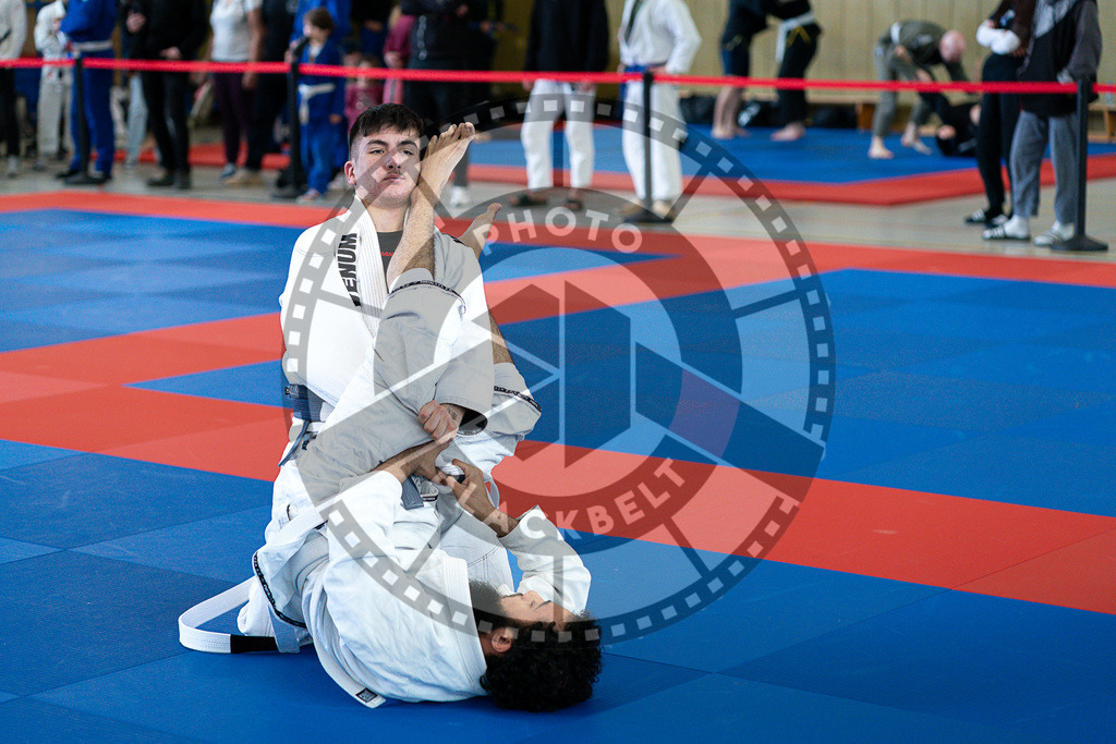 20250510PBB0028 | Athletes compete during the JJLG Berlin Open Jiu-Jitsu Championship on May 10, 2025 in Berlin, Germany. © Chiara Dazi / photoblackbelt