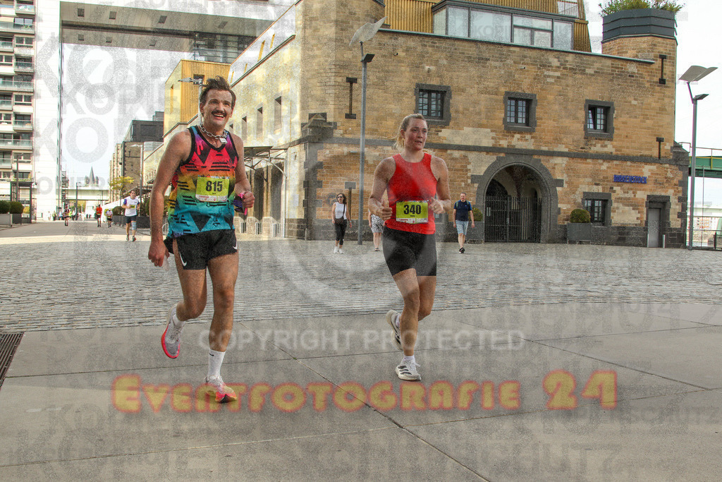 250920_1537_EV4_9302 | Sportfotografie im Rhein-Sieg Kreis, Köln, Bonn, NRW, Rheinland Pfalz, Hessen, etc. Unser Tätigkeitsfeld umfasst den Laufsport vom Volkslauf über den Marathon, Duathlon, Triathon bis zum Ultralauf wie Kölnpfad Ultra oder Schindertrail.