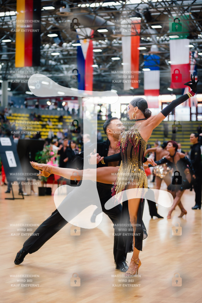 Hessen Tanzt WDSF International Open Latin 9th (12) Philip Andraus _ Ekaterina Tsvetkov (TTC Fortis Nova Maintal)-2025-05-18-2955 | Webshop for digital downloads and prints of dance sport, event & show photographer Julian Link - Realisiert mit Pictrs.com