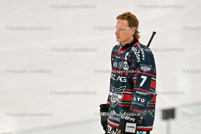 AUT, ICE, Black Wings Linz (AUT) vs Fehervar AV 19 (HUN) | 22.12.2023, Eishalle Linz, AUT, ICE Eishockey Liga, Black Wings Linz (AUT) vs Fehervar AV 19 (HUN), im Bild Brian Lebler (BWL)


// ICE win2day Hockey League Match between Black Wings Linz (AUT) vs Fehervar AV 19 (HUN) in Linz, Austria on 2023/12/22