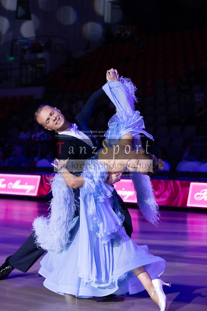 IMG_8841 | Tanzsportbilder, Standardtanz, Lateintanz, WDSF, DTV, LTVB, dancecomp, goc, hessen tanzt, blaues band der spree, walzer, tango, wiener walzer, slowfox, quickstepp, samba, rumba, cha-cha-cha, paso doble. jive, hd-kroft photography, turniertanzsport