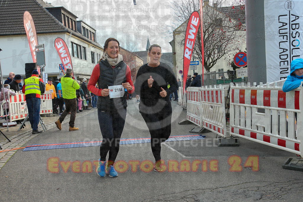 221127_1100_EX1_1502 | Sportfotografie im Rhein-Sieg Kreis, Köln, Bonn, NRW, Rheinland Pfalz, Hessen, etc. Unser Tätigkeitsfeld umfasst den Laufsport vom Volkslauf über den Marathon, Duathlon, Triathon bis zum Ultralauf wie Kölnpfad Ultra oder Schindertrail.