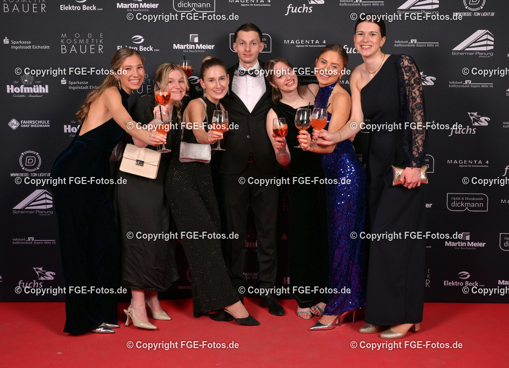 20250209-fge-hofball-0407 | Hofball der FGE am 09.02.2025 im Alten Stadttheater in Eichstätt. - Realisiert mit Pictrs.com