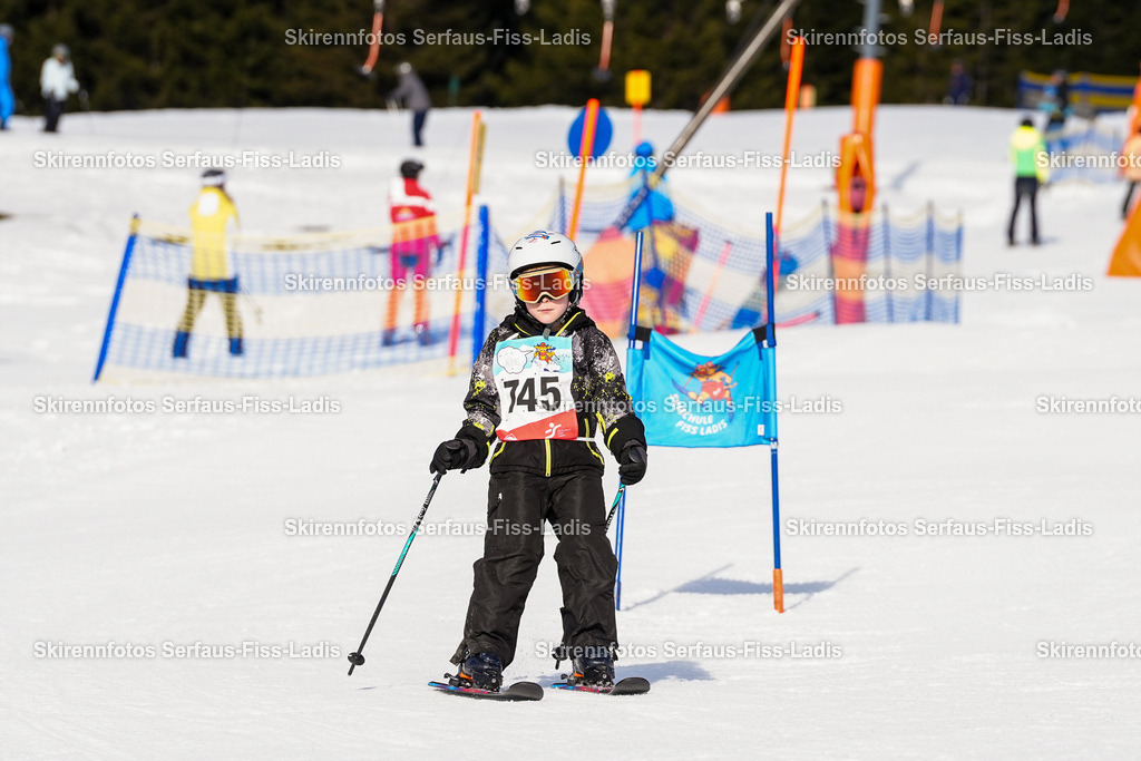 SRF_19.12.2025 0075 | SRF_19.12.2025 0075 - Realisiert mit Pictrs.com