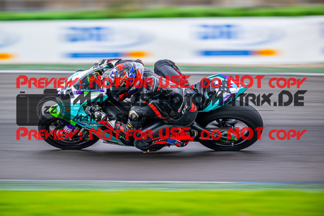 MaZZes_FotoMatrix_220924_6525 | PRO SUPERSTOCK