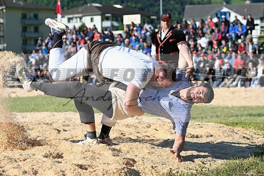 Bruhin Fredi Siebnen Sieg gegen Tornare LaurentDSC_6235aaaa | Kaufen Sie Sportbilder im Onlineshop von Andy Scherrer Sportfotografie. Faszinierende Bilder von Sportevents aus der ganzen Schweiz. Fussball, Frauenfussball, Unihockey, Handball, Schwingen und weiteren Sportarten. - Realisiert mit Pictrs.com
