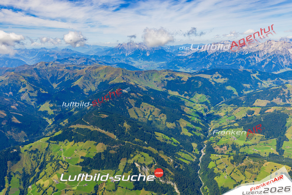 Luftaufnahme von  Taxenbach - Die Luftaufnahme wurde 2025 vom UL-Flugzeug heraus erstellt ( keine Drohne ) - Hochauflösende Luftaufnahme - für professionelle Ausdrucke geeignet. Die Geschenkidee !Mit Lizenz und Bildrechte bestellbar