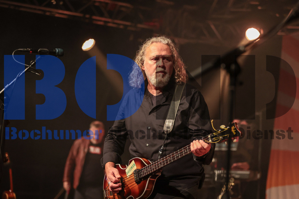 SES_GEBZFR20250828-36 | bond - Realisiert mit Pictrs.com