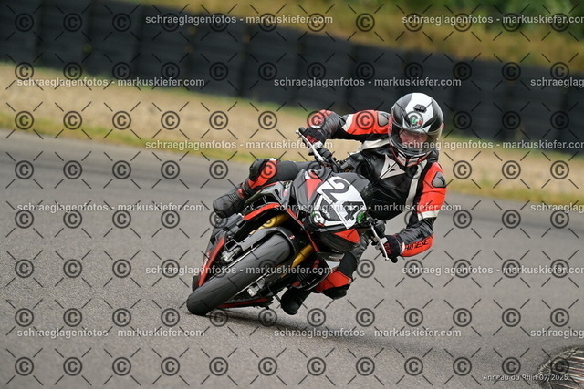 25bt05-1108 | markuskiefer.com - Realisiert mit Pictrs.com