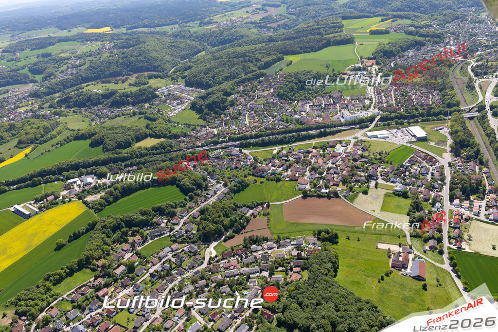 Das Luftbild der Stadt Nittendorf wurde 2021 vom Flugzeug heraus erstellt (keine Drohne) Aufnahmehöhe ca.450 Meter- hohe Bildauflösung und Druck-Qualität garantiert!