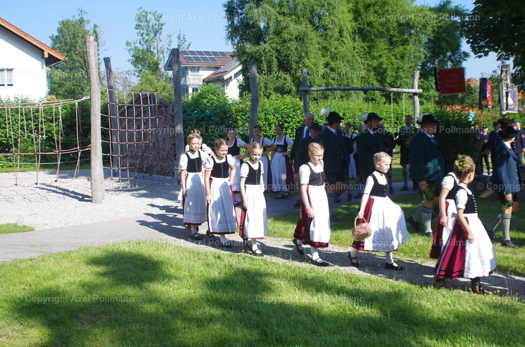 IMGP2861 | fotografiert von Axel PollmannLeonhardi Wallfahrt Benediktbeuern und Murnau, Fronleichnam, Fasching, Landschaft im Loisachtal und Benediktbeuern  - Realisiert mit Pictrs.com