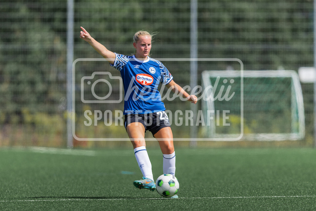Fußball I Frauen I Freundschaftsspiel I DJK Arminia Ibbenbüren - DSC Arminia Bielefeld I 14897 | realhellocedii - Realisiert mit Pictrs.com
