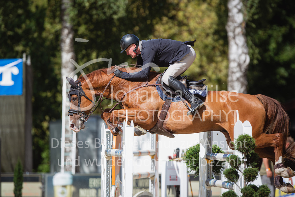 220828_Delbrueck_GrosserPreis-641 | Deine schönsten Turniermomente als professionelle Fotos! Entdecke hochwertige Pferdesport-Fotografie im Online-Shop. Jetzt Fotos finden & bestellen!