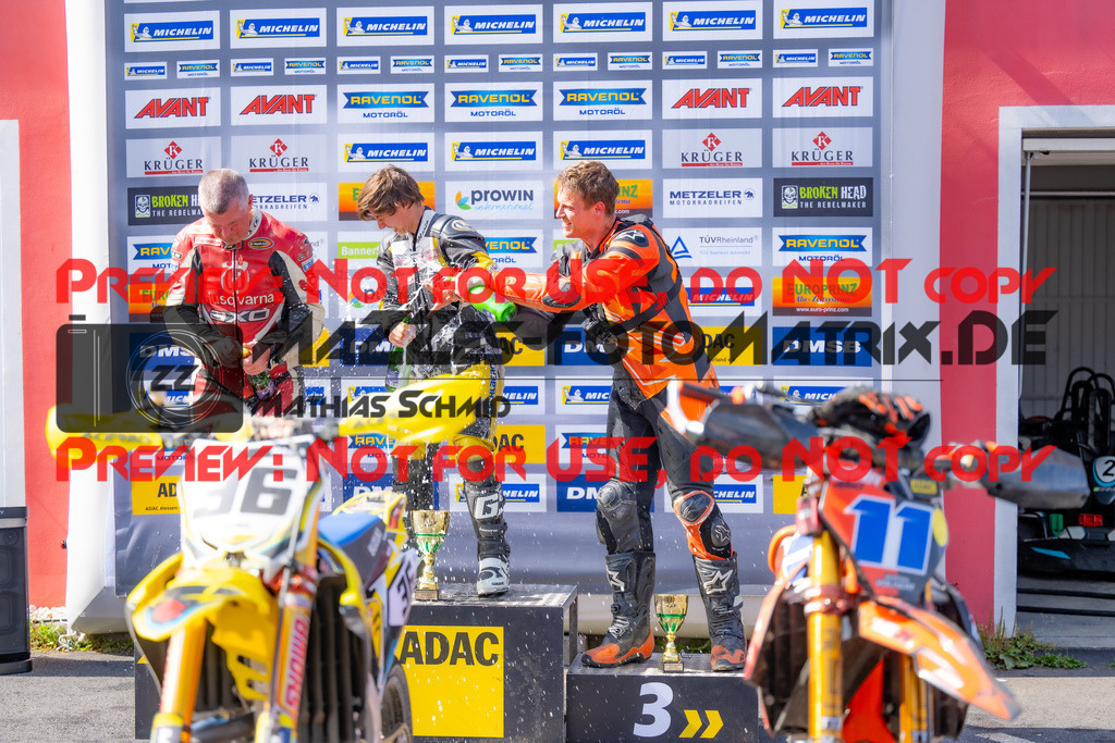 MaZZes_FotoMatrix_240714_6021986_0670 | S3