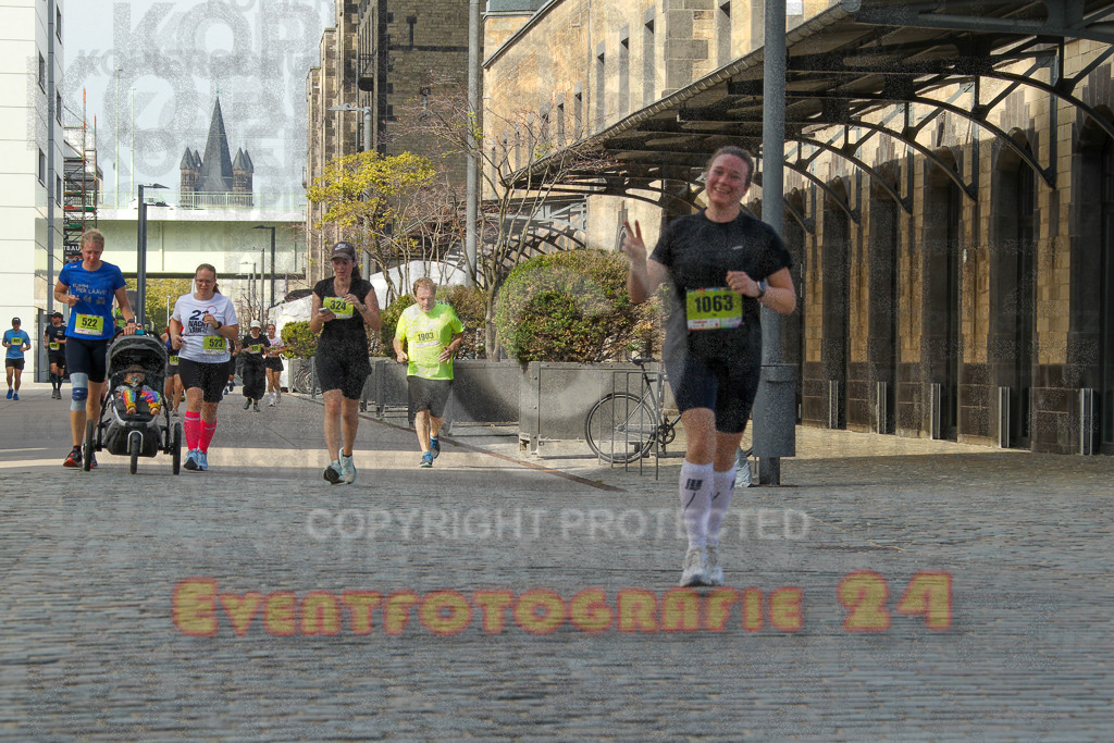 250920_1501_EV4_7896 | Sportfotografie im Rhein-Sieg Kreis, Köln, Bonn, NRW, Rheinland Pfalz, Hessen, etc. Unser Tätigkeitsfeld umfasst den Laufsport vom Volkslauf über den Marathon, Duathlon, Triathon bis zum Ultralauf wie Kölnpfad Ultra oder Schindertrail.