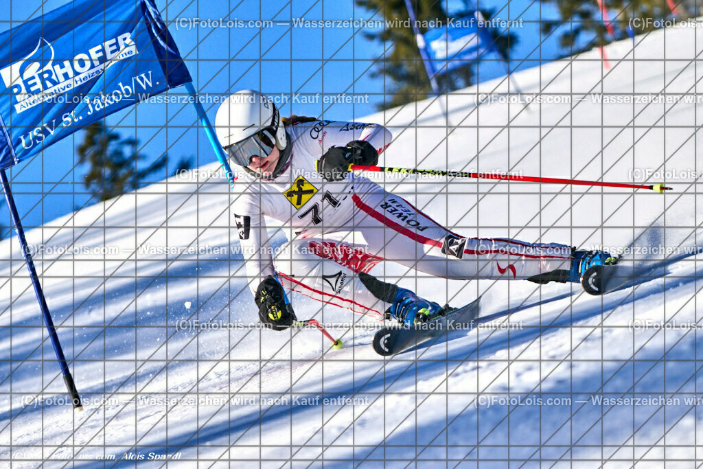ALP8174_JOGLLAND-CUP-RTL_St-Jakob-Walde_Feiner Carolina | (C)FotoLois.com, Alois Spandl. Raiffeisen-Liebmarkt Sport 2000 Autohaus Felber-Fischer Jogllandcup, Skibezirk 7 - Joglland, Sa 20. Januar 2024.