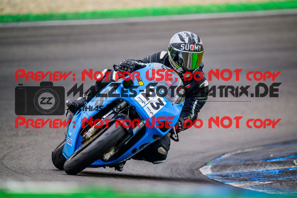 MaZZes_FotoMatrix_240614_6007705_4446 | GELB