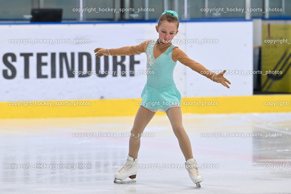 Ossiachersee Pirouette ESC Steindorf 31.3.2024 | Ossiachersee Pirouette ESC Steindorf 31.3.2024, Ossiachersee Pirouette ESC Steindorf am 31.03.2024 in Steindorf (Ossiachersee Halle), Austria, (Photo by Bernd Stefan)