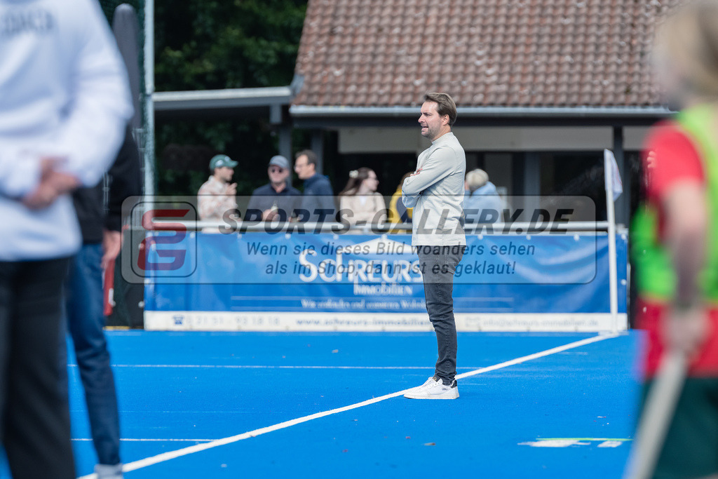 HK_20230923_104403 | 1. Bundesliga Herren Crefelder HTC - TSV Mannheim am 23.9.2023 CHTC, Krefeld , Schmitz Johannes ( Trainer Crefelder HTC )
