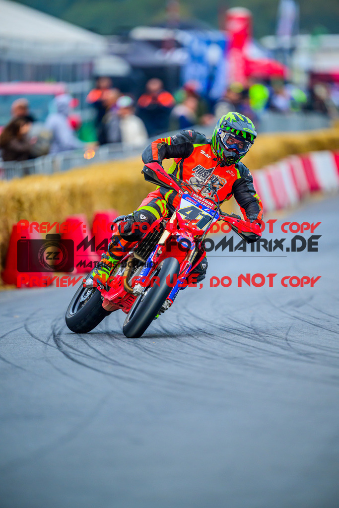 MaZZes_Fotomatrix_20251012_6007705_7674 | SENIOR