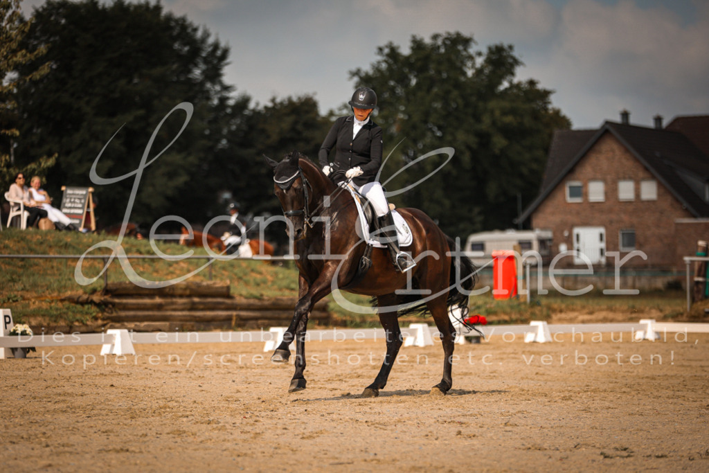 18.FrDrM00121 | Leoni Ertmer Photography - Realisiert mit Pictrs.com