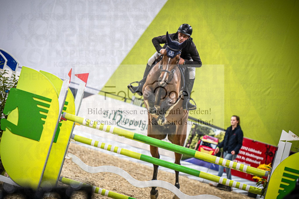 DOS_0774 | Entdecke hochwertige Reitturnierfotos von Foto Oger. Professionell, emotional und authentisch – jetzt Lieblingsmomente im Shop bestellen.Deutschlandweite Turnierfotografie. - Realisiert mit Pictrs.com