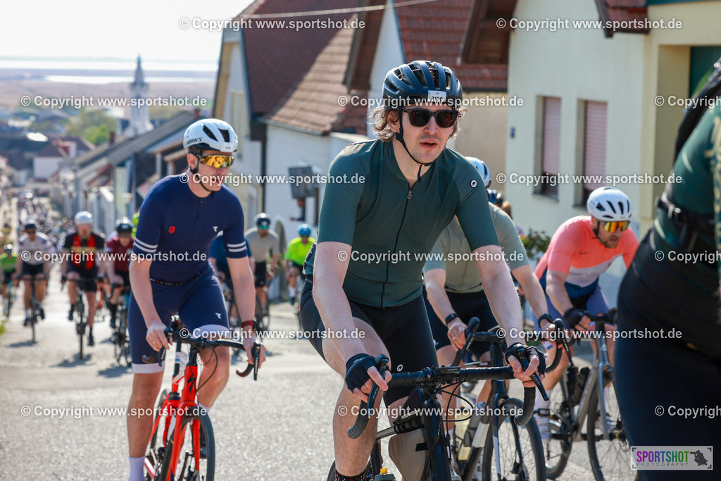 383_AR6_8824 | Neusiedlersee Radmarathon 2026@sportshot_your_pictrs #yourpictures#roadtowm2029 #nrm #neusiedlerseeradmarathon #neusiedlersee #neusiedlerseetourismus #burgenland #mörbisch #nrm26 #burgenlandtourismus #voglundco #poweredbyburgenlandtourismus #radsport #rad #marathon #ucigranfondo #visitburgenland #ucigranfondoworldseries