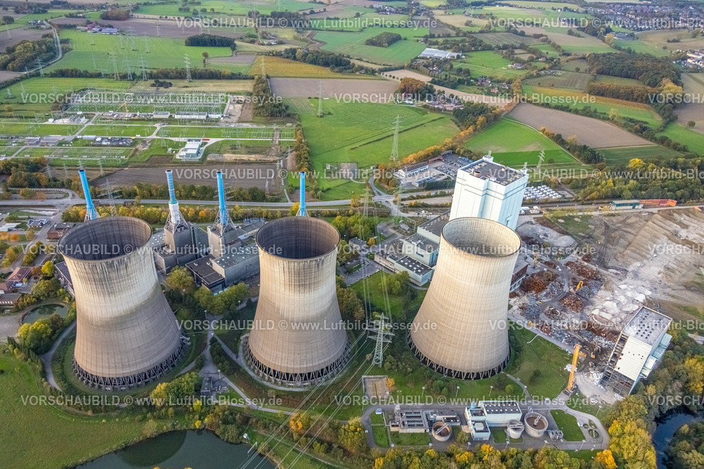 Hamm251006521Werne | Luftbild, RWE Generation SE Kraftwerk Gersteinwerk, nach der Sprengung des Schornsteins, Stockum, Werne, Ruhrgebiet, Nordrhein-Westfalen, Deutschland