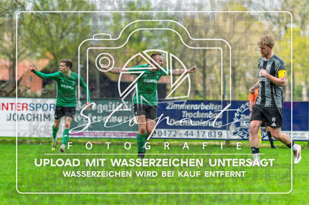 DZC_0758-Verbessert-RR | Vincent Molzahn (TSV Wietzendorf #16) beim Herren Kreisliga HK Spiel zwischen FG Fulde-Stellichte und TSV Wietzendorf im Fulder Zentralstadion, Fulde (Simon Paul Stopat) - Realisiert mit Pictrs.com