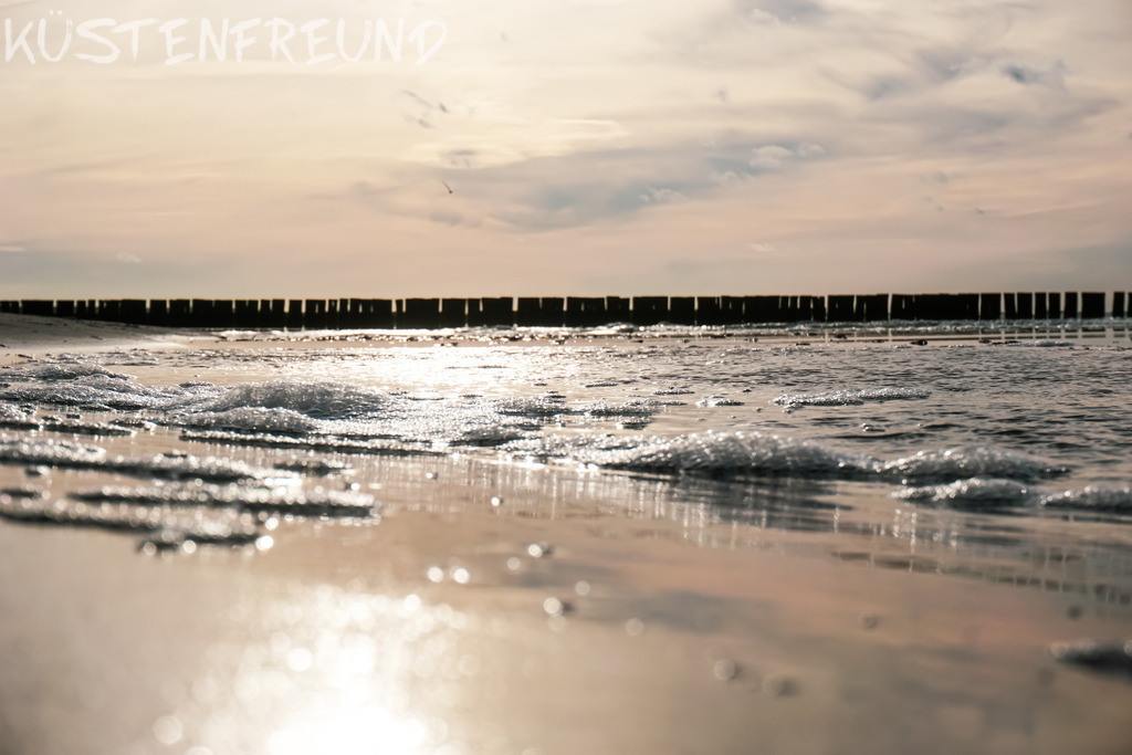 Ostseeglanz I // Strandbilder | Entdecke deine Lieblingslandschaft von der Küste – auf Ostsee Leinwand, Nordsee Leinwand, Alu Dibond oder Acrylglas, passend für jeden Geschmack und Raum.