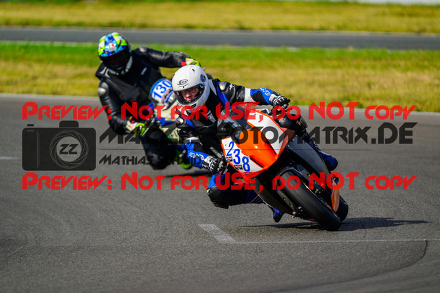 MaZZes_FotoMatrix_240724_6007705_2-431 | BLAU