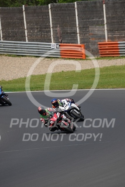 2024_05_26_PBK_33328 | Sportfotografie; SlowMotion; Video; Rennstrecke; Hafeneger; Speer; Racing; RSE; BMW; CBO; Trackday; Motorsportarena; Hockenheimring; Brno; Most; Barcelona; Valencia