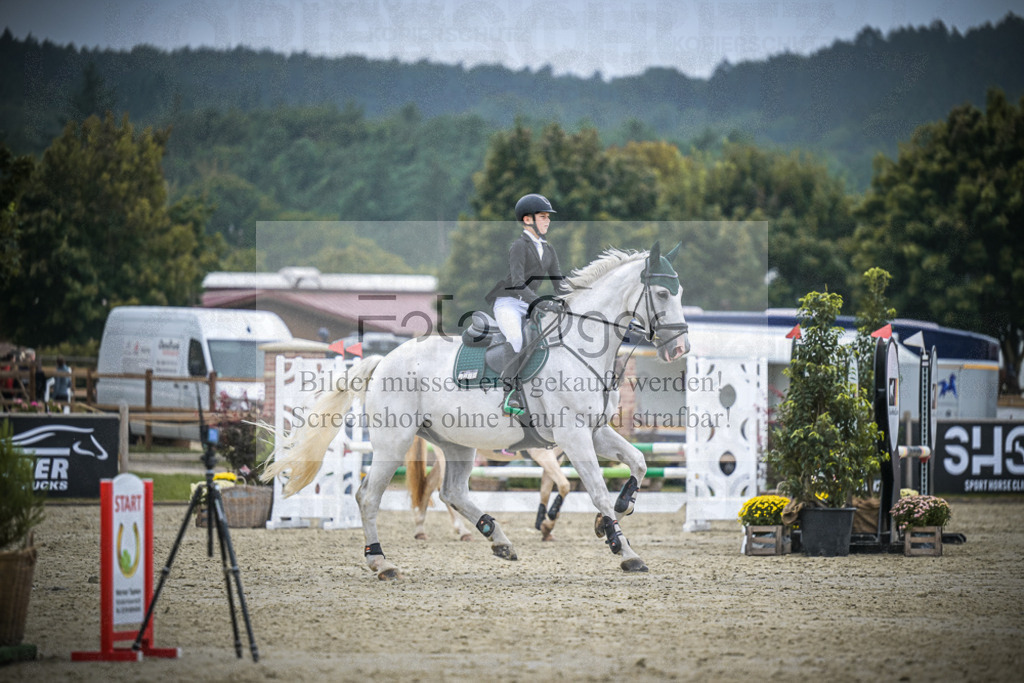 DOS_1574 | Entdecke hochwertige Reitturnierfotos von Foto Oger. Professionell, emotional und authentisch – jetzt Lieblingsmomente im Shop bestellen.Deutschlandweite Turnierfotografie. - Realisiert mit Pictrs.com