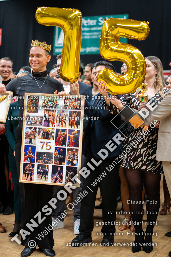 20250222-11859 | Hier finden Sie Tanz Bilder vom Latein und Standard Formationen tanzen. Sportbilder vom Tanzsport. Schöne Fotos und von Weltmeisterschaft, Europameisterschaft, Bundesliga, Regionalliga, Oberliga und Landesliga sowie von GOC Stuttgart, DanceComp, WM Bremen