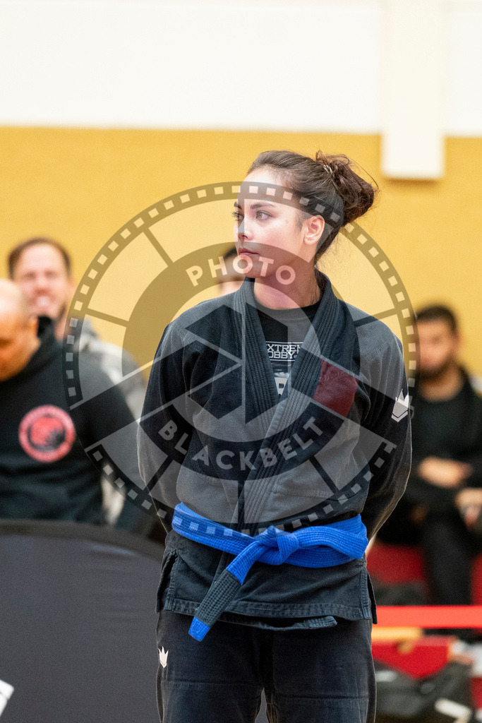 20231118PBB12123 | Fighters compete during the AJP Tour 600 Frankfurt Championship in Frankfurt/Main, Germany, on November 18, 2023.