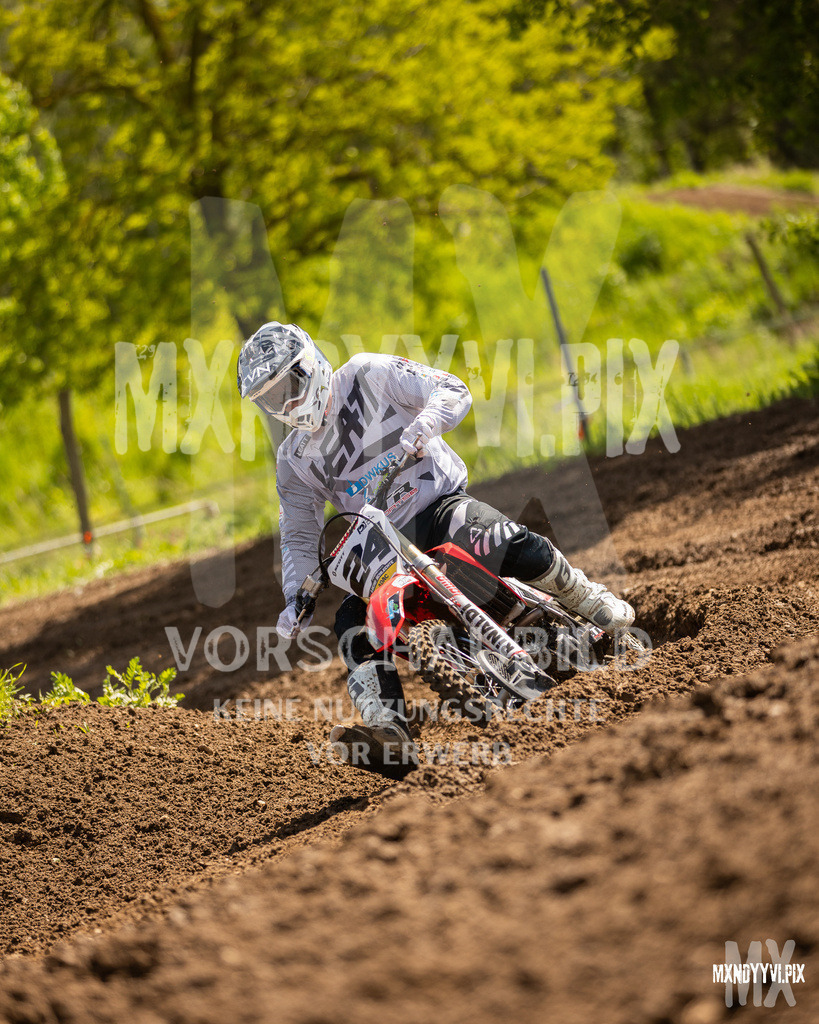 866A7008 | mxndyyvipix