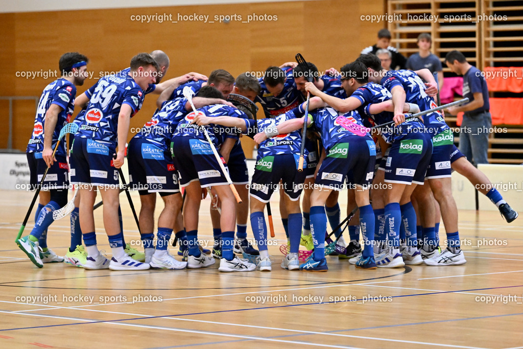 VSV Unihockey vs. KAC Floorball | Jubel VSV Unihockey Mannschaft, VSV Unihockey vs. KAC Floorball, VSV Unihockey vs. KAC Floorball am 12.04.2025 in Villach (Ballspielhalle St. Martin), Austria, (Photo by Bernd Stefan)