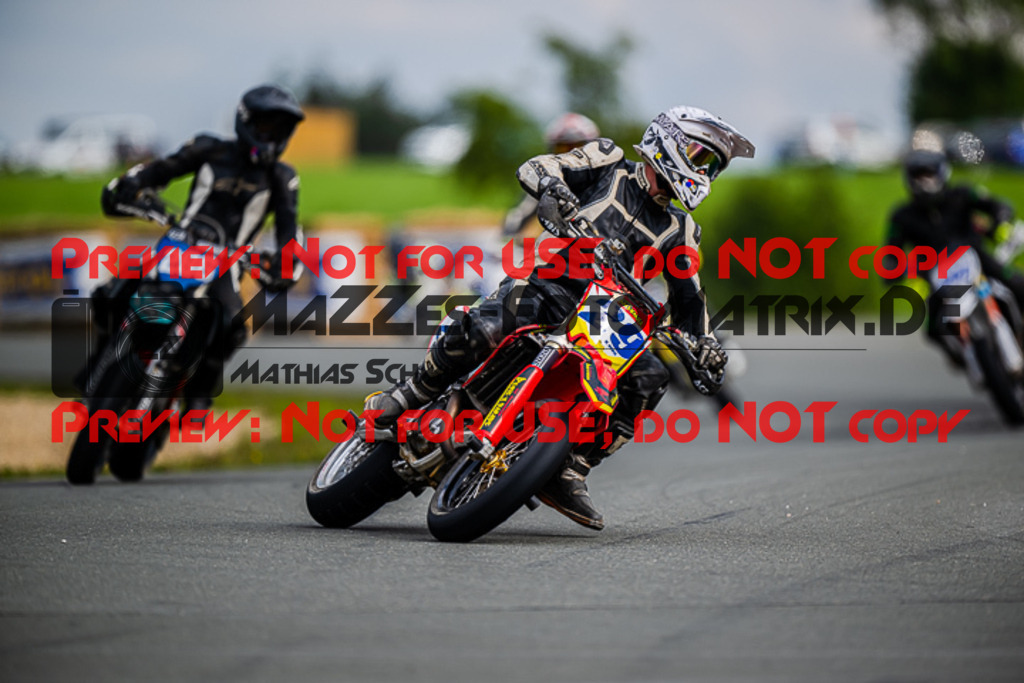 MaZZes_FotoMatrix_220904_0642 | S3