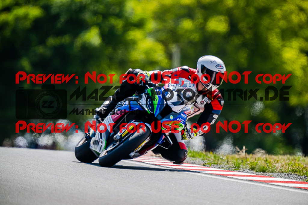 MaZZes_FotoMatrix_220722_3011 | IDM1000