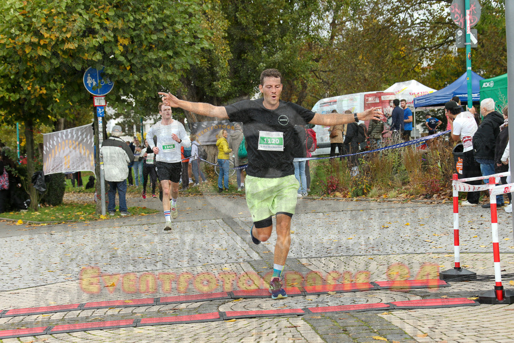 241020_1100_EX1_0617 | Sportfotografie im Rhein-Sieg Kreis, Köln, Bonn, NRW, Rheinland Pfalz, Hessen, etc. Unser Tätigkeitsfeld umfasst den Laufsport vom Volkslauf über den Marathon, Duathlon, Triathon bis zum Ultralauf wie Kölnpfad Ultra oder Schindertrail.