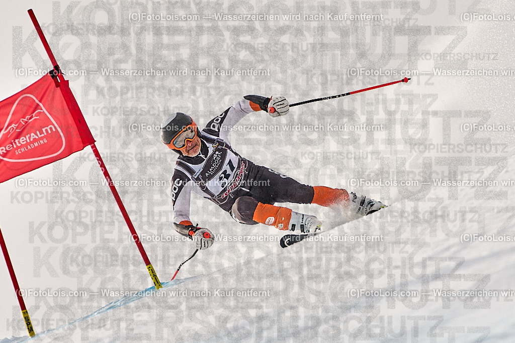 _ALP0777_MASTERS-WM_Reiteralm_A-GS_Niklas Dariusz | FISWORLD CHAMPIONSHIPSMASTERS ALPINE SKIING, 23. – 28. MÄRZ 2026 - REITERALM | STMK | AUT.   Veranstaltet vom Masters-Referat des Deutschen Skiverbandes (DSV). Durchführende Organisation: WSV Pichl-Reiteralm, unterstütutzt von den Bergbahnen REITERALM bei Schladming und SKI AUSTRIA.                            Disziplinen:  Super-G, GiantSlalom, Slalom.                                                 Kategorien:  A (Herrn 30-59 Jahre), B (Herrn ab 60 Jahre), C (Damen 30-59 Jahre), D (Damen ab 60 Jahre).                Rennstrecken:   Gasselhöhe und Muldenliftpiste auf der Reiteralm.
