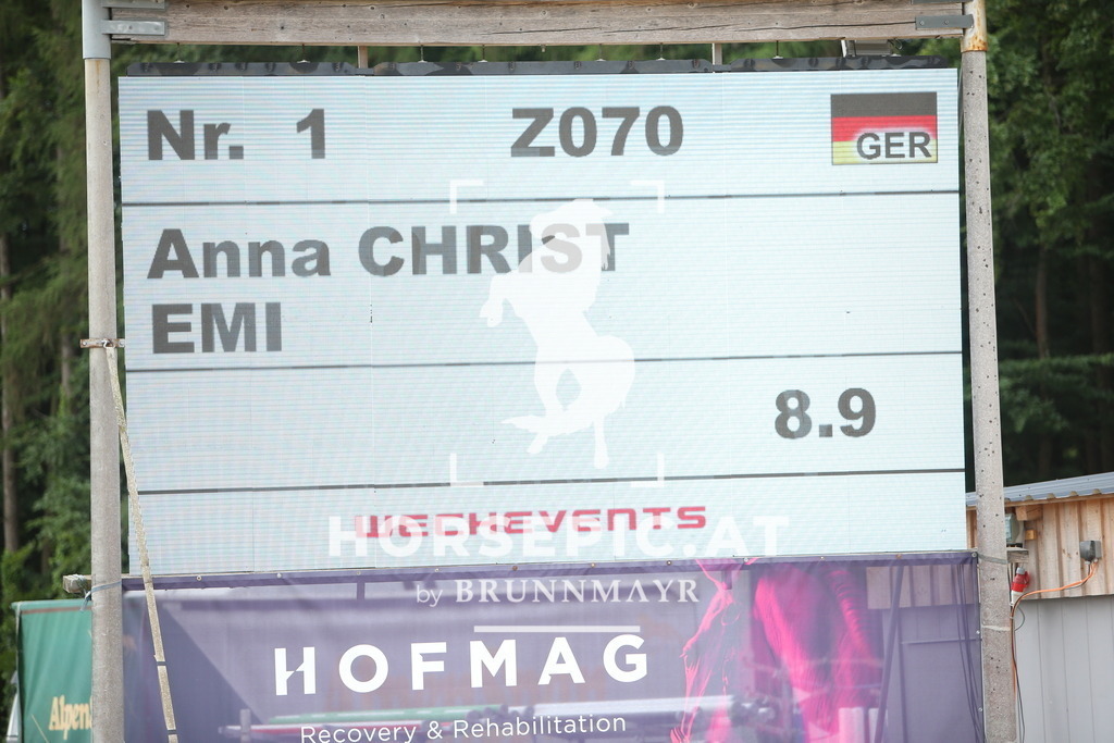 PP012486 | Willkommen bei Brunnmayr - Design & Fotografie – Ihrem Spezialisten für Reitturniere und Pferdeveranstaltungen in Oberösterreich, Salzburg und Bayern! Seit über 17 Jahren sind wir leidenschaftlich dabei.