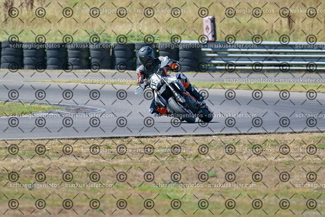 26bt04-1154 | markuskiefer.com - Realisiert mit Pictrs.com