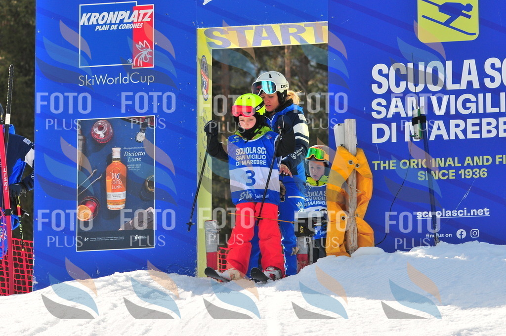 B9713 | holidayphoto