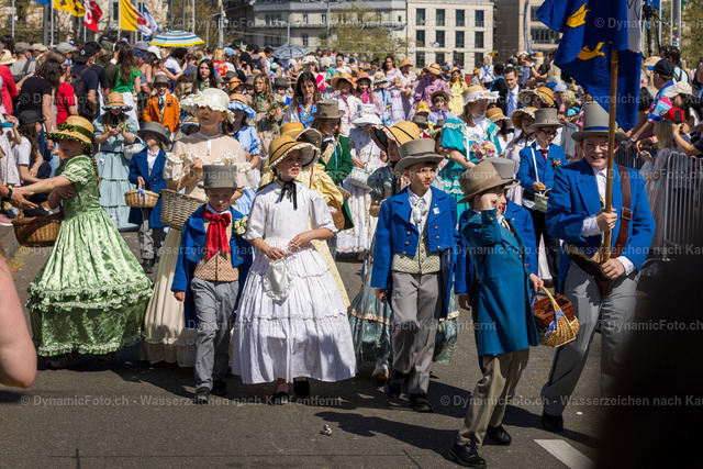 IMG_2024_04_14_0050242 | Professionelle Fotografen für Portrait-, Produkt-, Beauty -, Fashion-, kommerzielle - u. Hochzeitsfotografie sowie für Veranstaltungen. Lokal vor Ort oder in lokalen Studios.